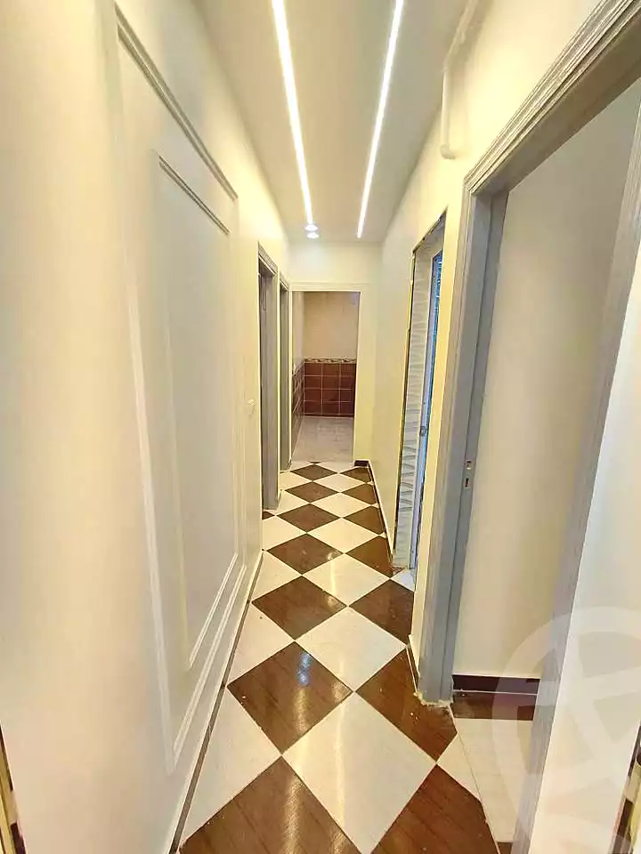 https://aqarmap.com.eg/ar/listing/7224824-for-sale-alexandria-sydy-bshr-sydy-bshr-bhry-shr-mhmwd-l-yswy