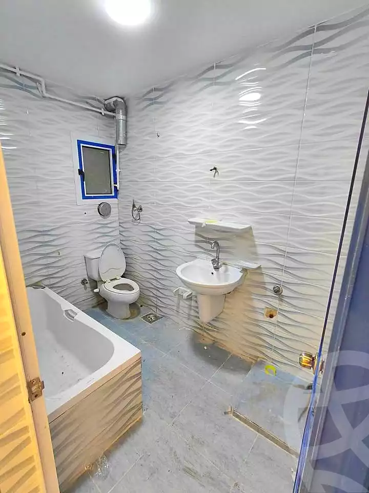 https://aqarmap.com.eg/ar/listing/7224824-for-sale-alexandria-sydy-bshr-sydy-bshr-bhry-shr-mhmwd-l-yswy
