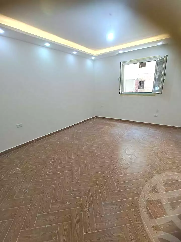 https://aqarmap.com.eg/ar/listing/7224844-for-sale-alexandria-sydy-bshr-sydy-bshr-bhry-street-17