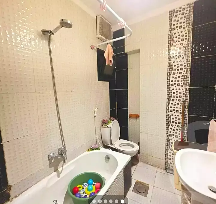 https://aqarmap.com.eg/ar/listing/7224868-for-sale-alexandria-el-asafra-l-sfr-bhry