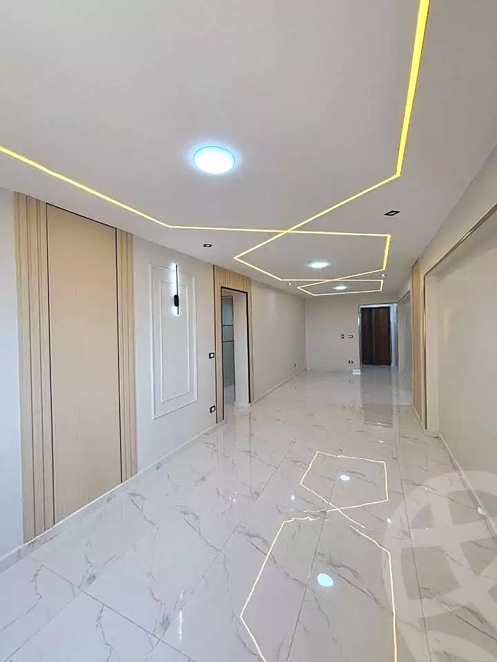 https://aqarmap.com.eg/ar/listing/7224918-for-sale-alexandria-miami