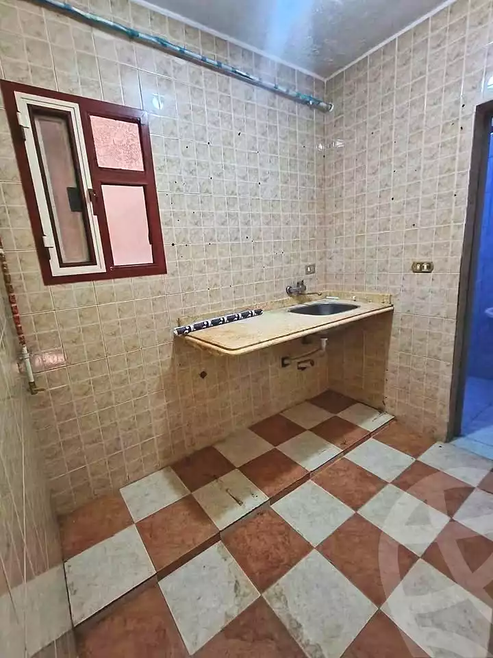 https://aqarmap.com.eg/ar/listing/7225201-for-sale-alexandria-lsywf-el-falki