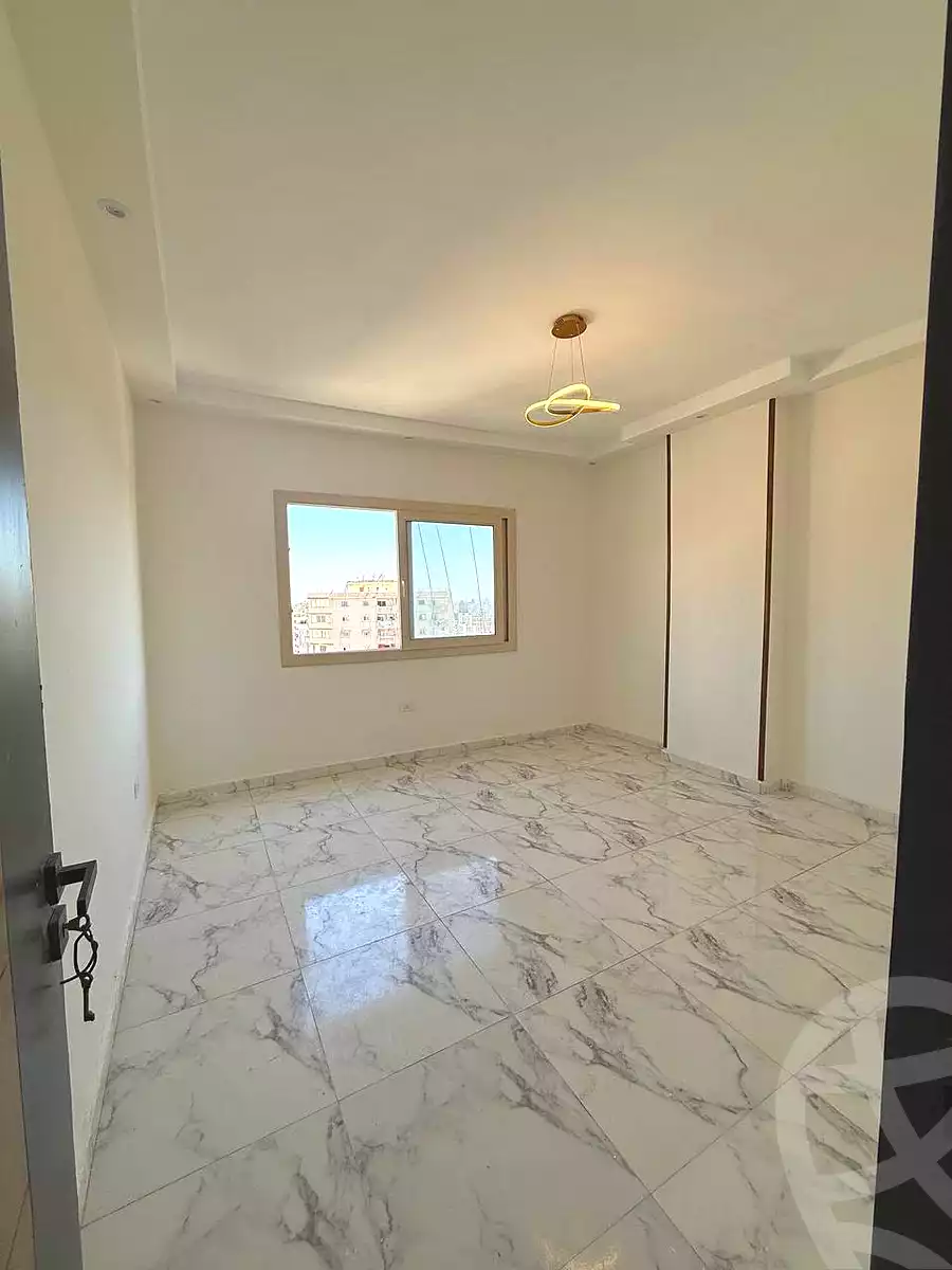 https://aqarmap.com.eg/ar/listing/7225196-for-sale-alexandria-sydy-bshr-sydy-bshr-bhry