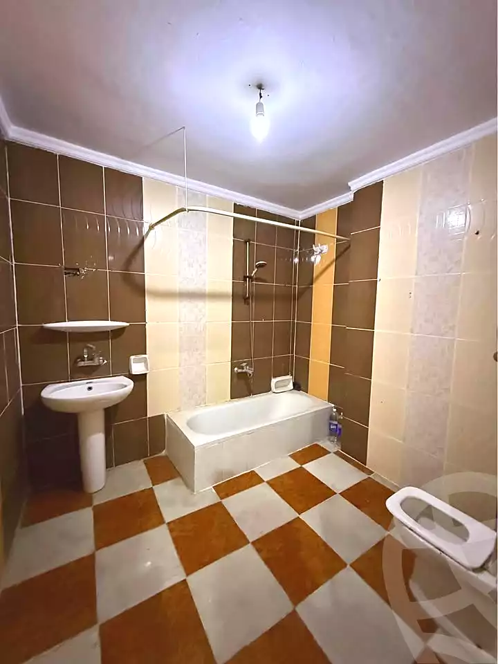 https://aqarmap.com.eg/ar/listing/7225286-for-sale-alexandria-el-mandara-alex-el-mandara-bahri-sidi-kamal-st