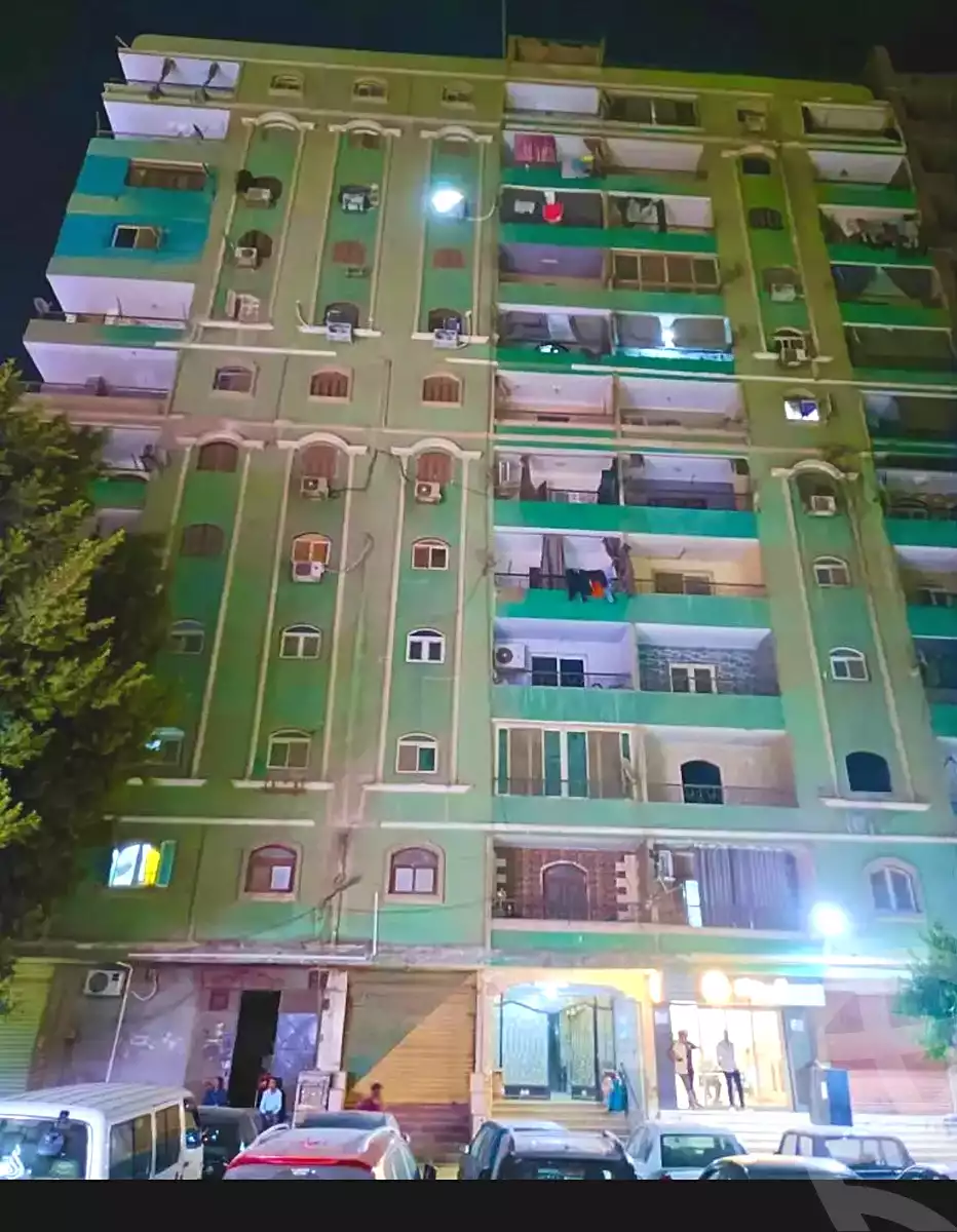 https://aqarmap.com.eg/ar/listing/7225547-for-sale-cairo-helwan-kwrnysh-hlwn