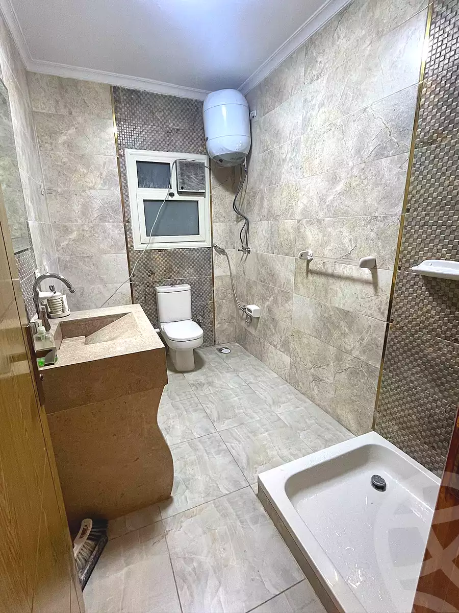 https://aqarmap.com.eg/ar/listing/7225875-for-rent-cairo-el-sheikh-zayed-city-compounds-el-khamayel