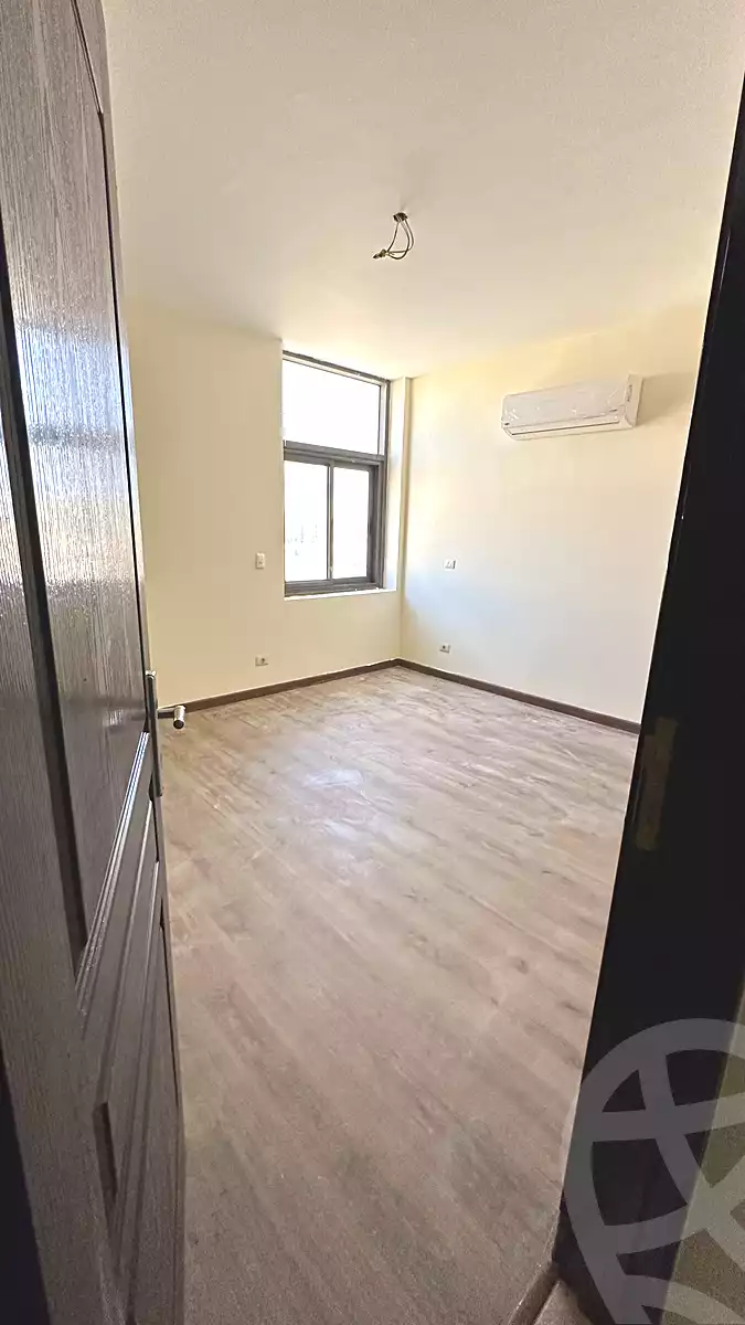 https://aqarmap.com.eg/ar/listing/7225906-for-rent-cairo-new-cairo-compounds-el-deyar-mokhabarat