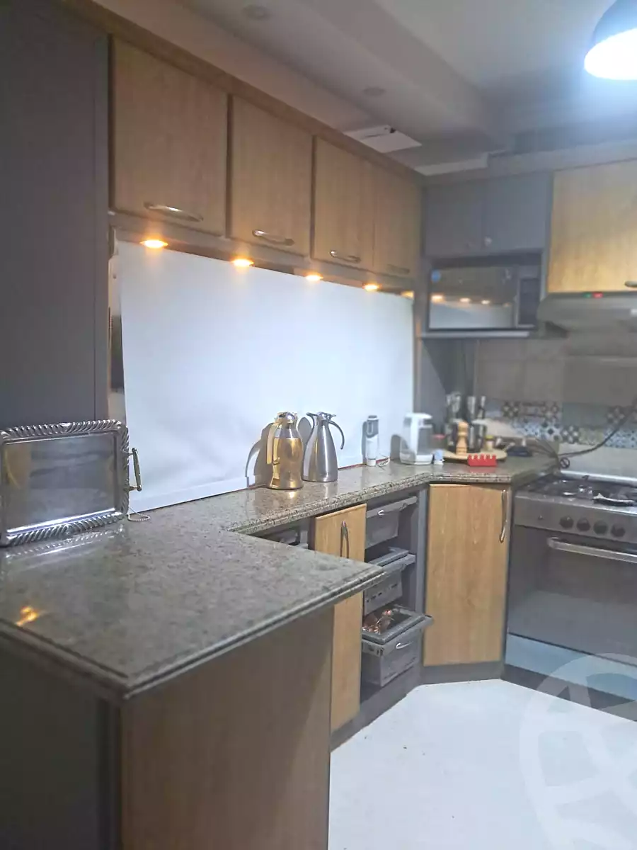 https://aqarmap.com.eg/ar/listing/7226308-for-sale-cairo-6th-of-october-el-ahyaa-neighborhood-3rd-al-hay-al-thalith-st