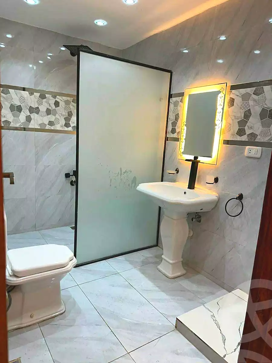 https://aqarmap.com.eg/en/listing/7226335-for-sale-cairo-ain-shams-ahmed-esmat-st