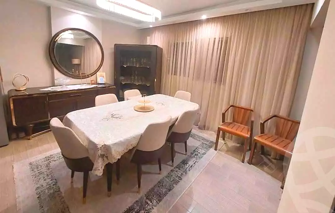 https://aqarmap.com.eg/ar/listing/7226511-for-sale-cairo-ain-shams-el-naam-mohammed-ezzat-tamom-st