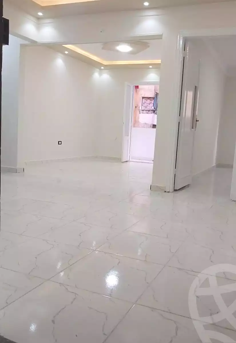https://aqarmap.com.eg/en/listing/7226548-for-sale-alexandria-al-agamy-el-hanouvel