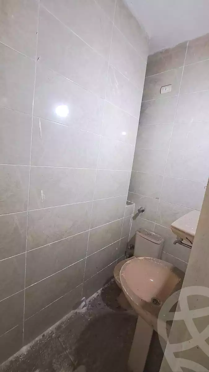 https://aqarmap.com.eg/en/listing/7226814-for-rent-alexandria-moharram-bey-grin-st