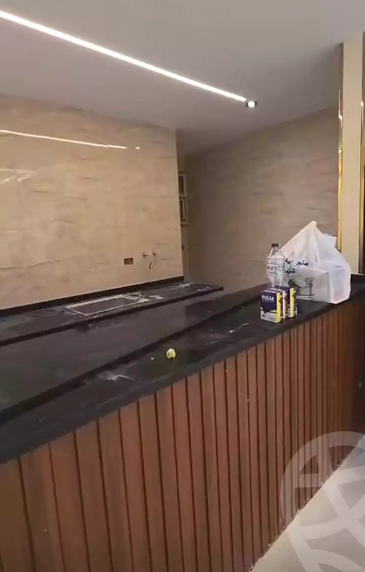 https://aqarmap.com.eg/ar/listing/7227088-for-sale-alexandria-sydy-bshr-sydy-bshr-bhry-street-17