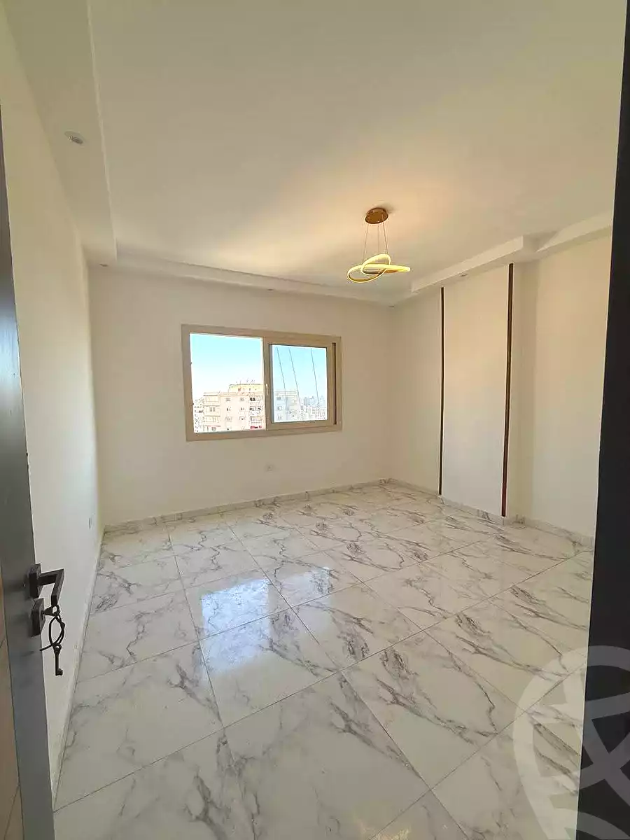 https://aqarmap.com.eg/en/listing/7227154-for-sale-alexandria-sydy-bshr-sydy-bshr-bhry-shr-mhmwd-l-yswy