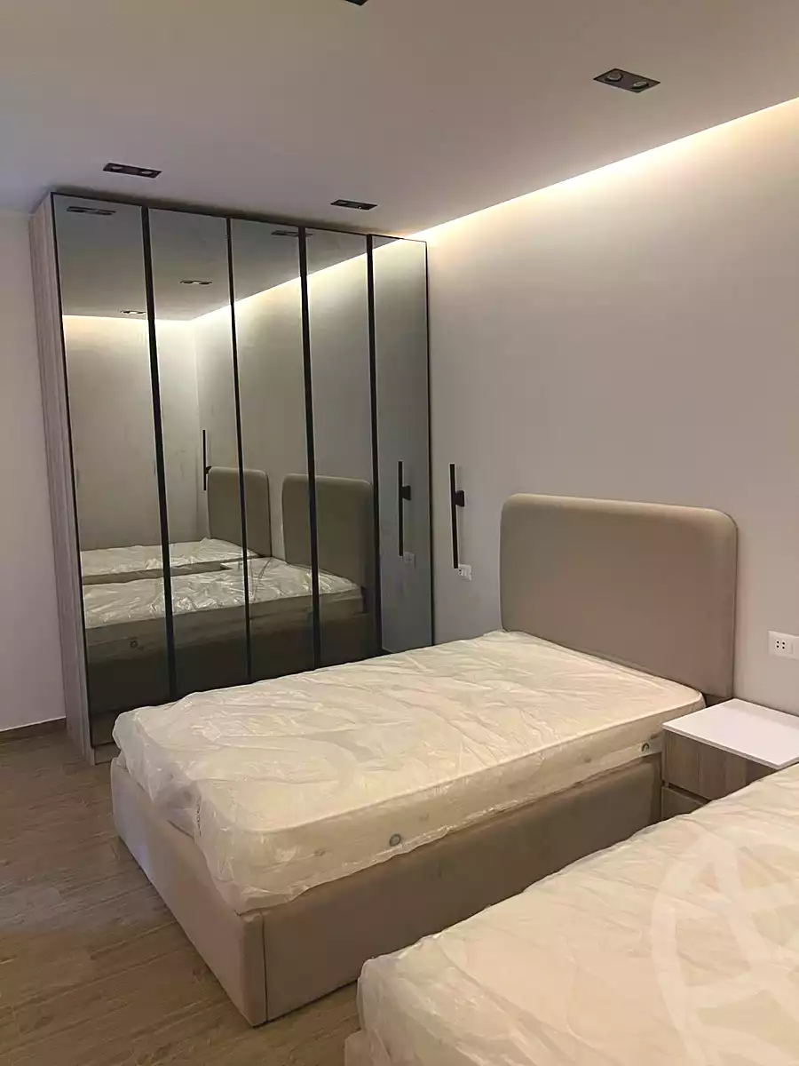 https://aqarmap.com.eg/en/listing/7227128-for-rent-cairo-new-cairo-compounds-hyde-park-centre-ville-hyde-park