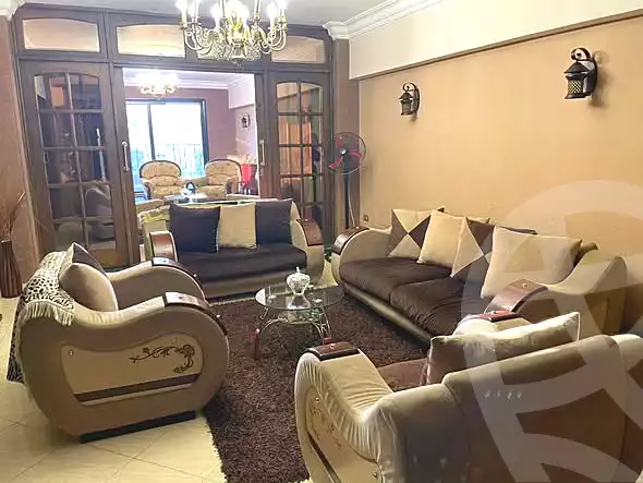 https://aqarmap.com.eg/en/listing/7227172-for-sale-cairo-helwan-helwan-el-sharkeya-heidar-st