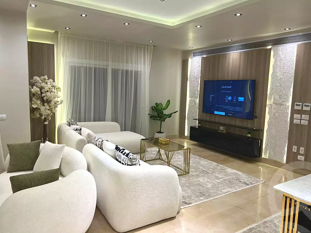 https://aqarmap.com.eg/en/listing/7227178-for-rent-cairo-new-cairo-compounds-hyde-park-centre-ville-hyde-park