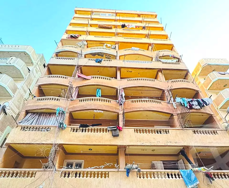 https://aqarmap.com.eg/ar/listing/7227215-for-sale-alexandria-al-agamy-shataa-el-nakheel