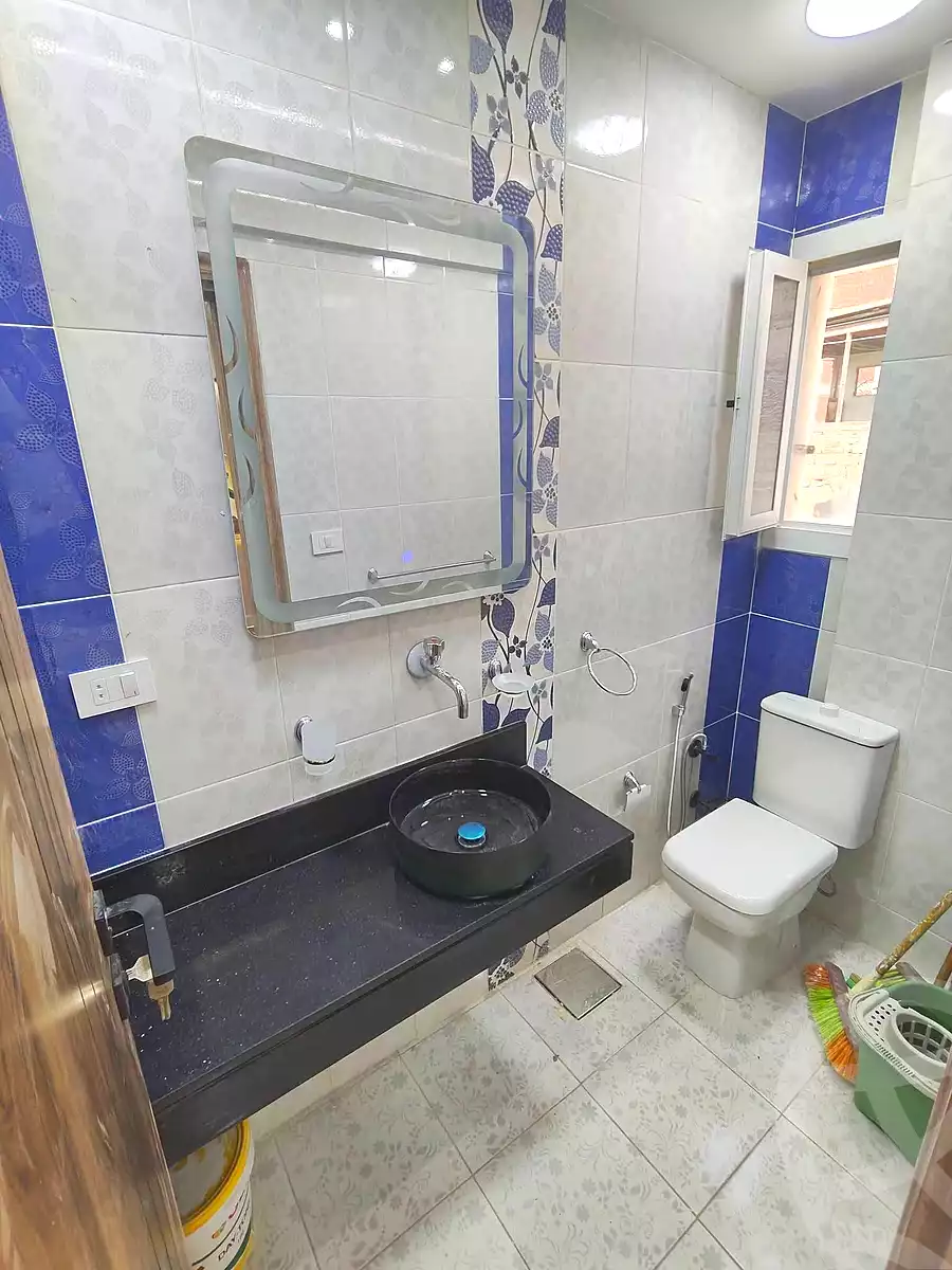 https://aqarmap.com.eg/ar/listing/7227374-for-sale-alexandria-sydy-bshr-sydy-bshr-bhry-shr-mhmwd-l-yswy