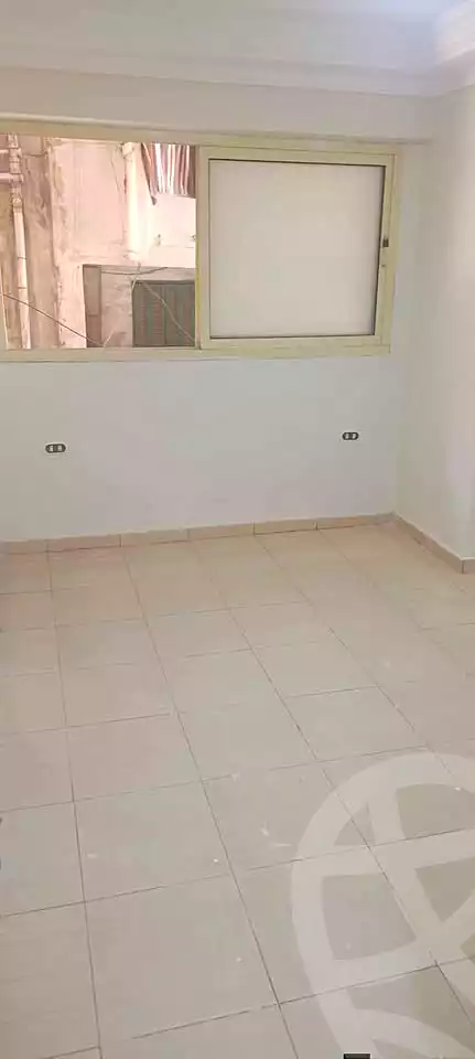 https://aqarmap.com.eg/ar/listing/7227426-for-sale-alexandria-sydy-bshr-sydy-bshr-bhry-gamal-abd-el-nasir-st