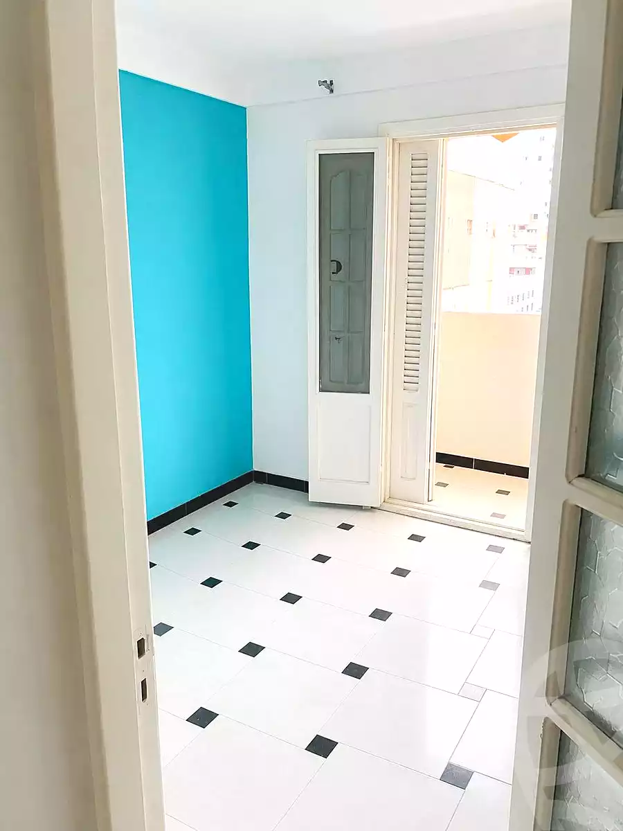 https://aqarmap.com.eg/ar/listing/7227813-for-sale-alexandria-sydy-bshr-sydy-bshr-bhry