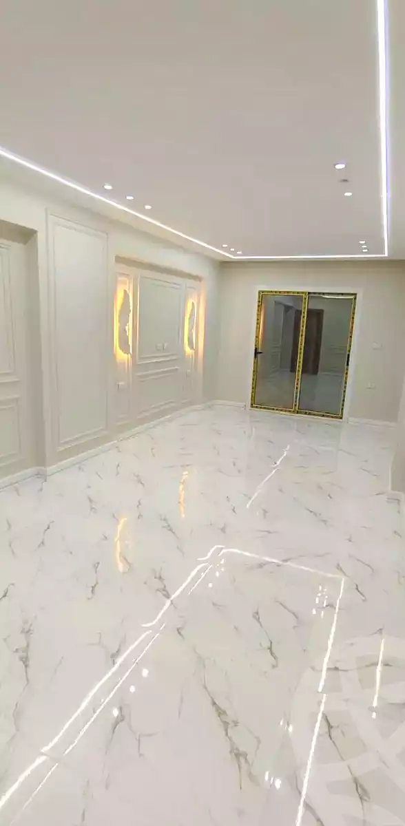 https://aqarmap.com.eg/ar/listing/7227824-for-sale-alexandria-al-agamy-el-hanouvel