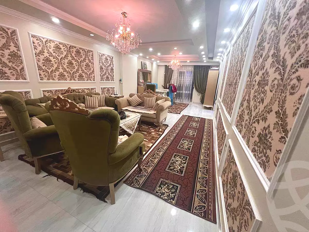 https://aqarmap.com.eg/ar/listing/7227988-for-sale-cairo-helwan-kwrnysh-hlwn