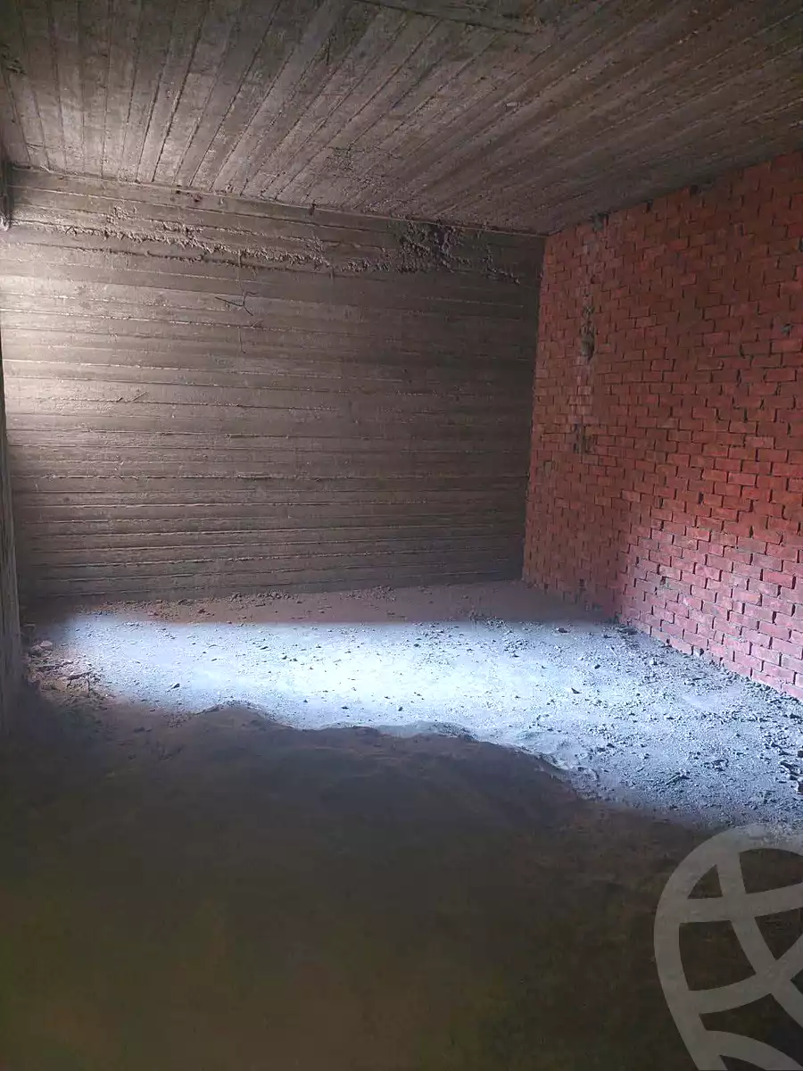 https://aqarmap.com.eg/ar/listing/7228118-for-sale-cairo-helwan-helwan-el-sharkeya-el-maraghi-st