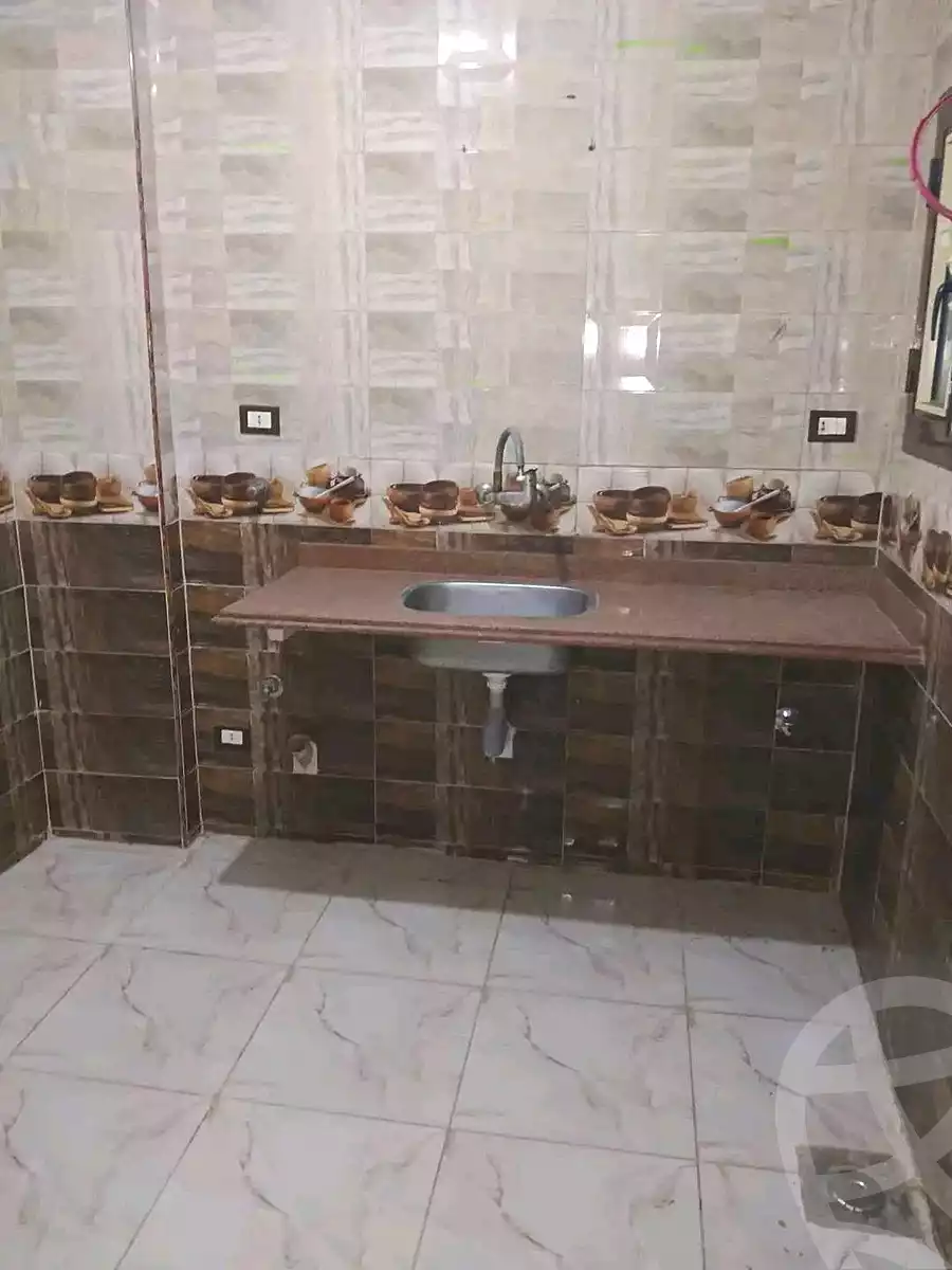 https://aqarmap.com.eg/ar/listing/7228308-for-rent-alexandria-al-agamy-bw-ywsf