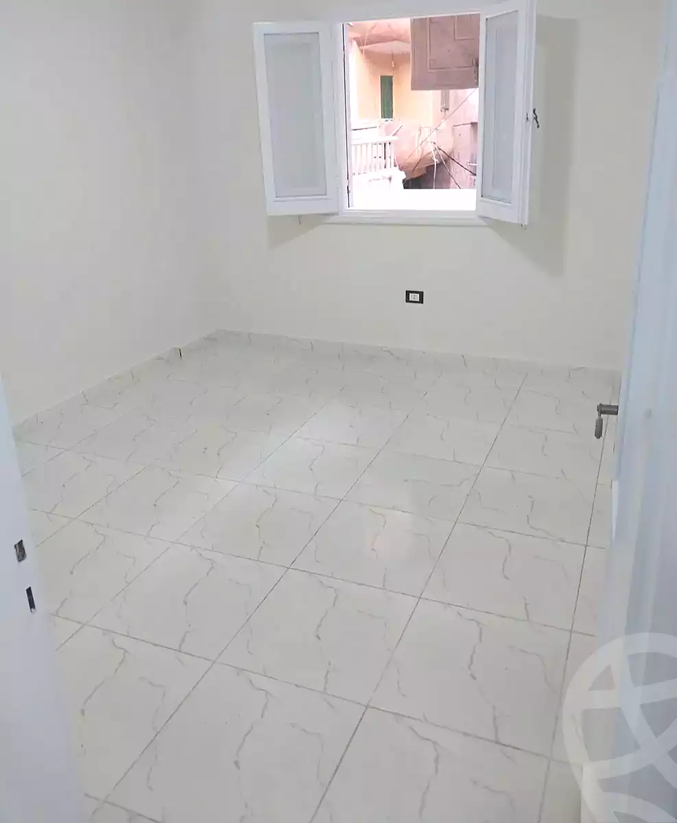 https://aqarmap.com.eg/en/listing/7228563-for-sale-alexandria-al-agamy-el-hanouvel