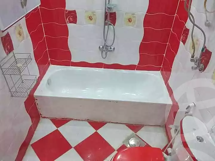 https://aqarmap.com.eg/en/listing/7228747-for-sale-cairo-helwan-helwan-el-sharkeya-ryad-pasha-st
