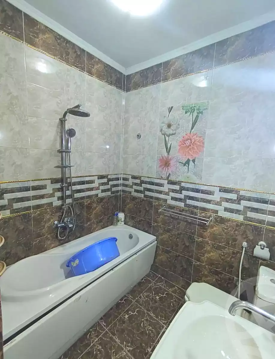 https://aqarmap.com.eg/en/listing/7228789-for-sale-cairo-helwan-hadayek-helwan-el-khashab-canal