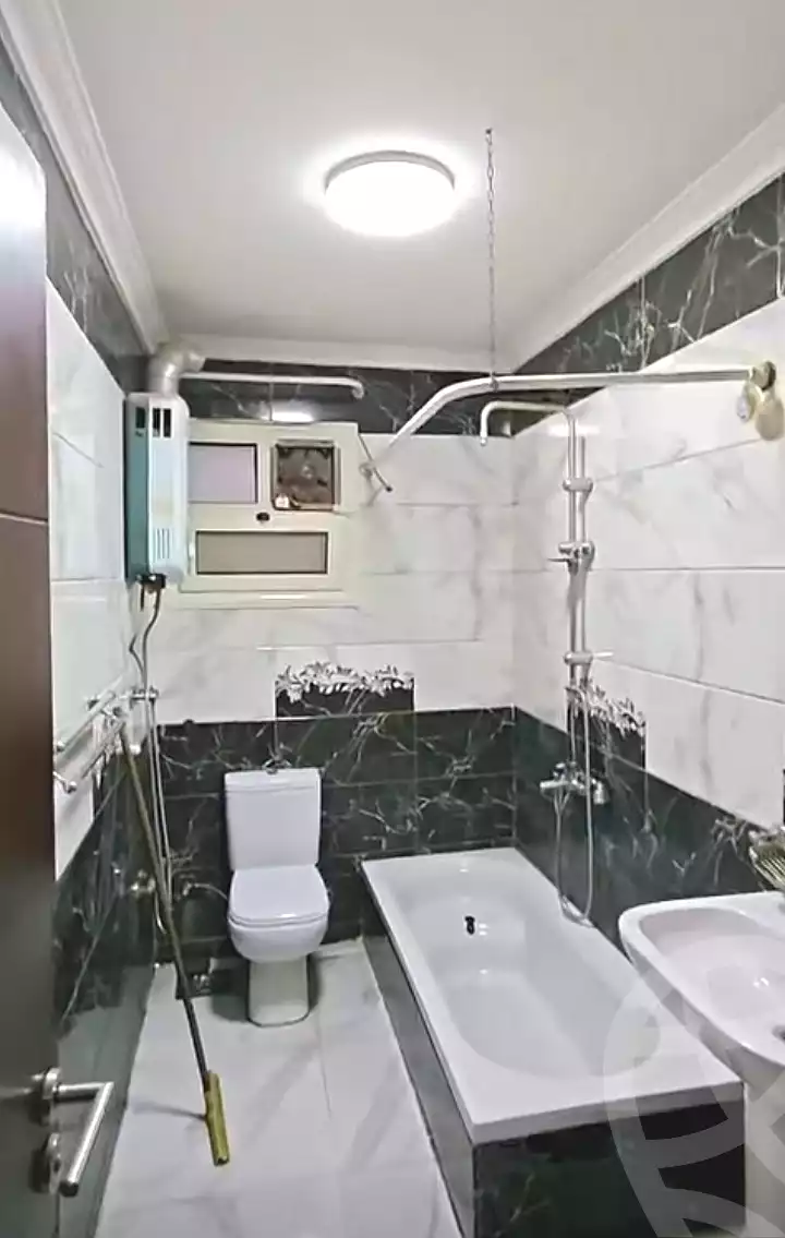 https://aqarmap.com.eg/en/listing/7228794-for-sale-cairo-ain-shams-el-naam