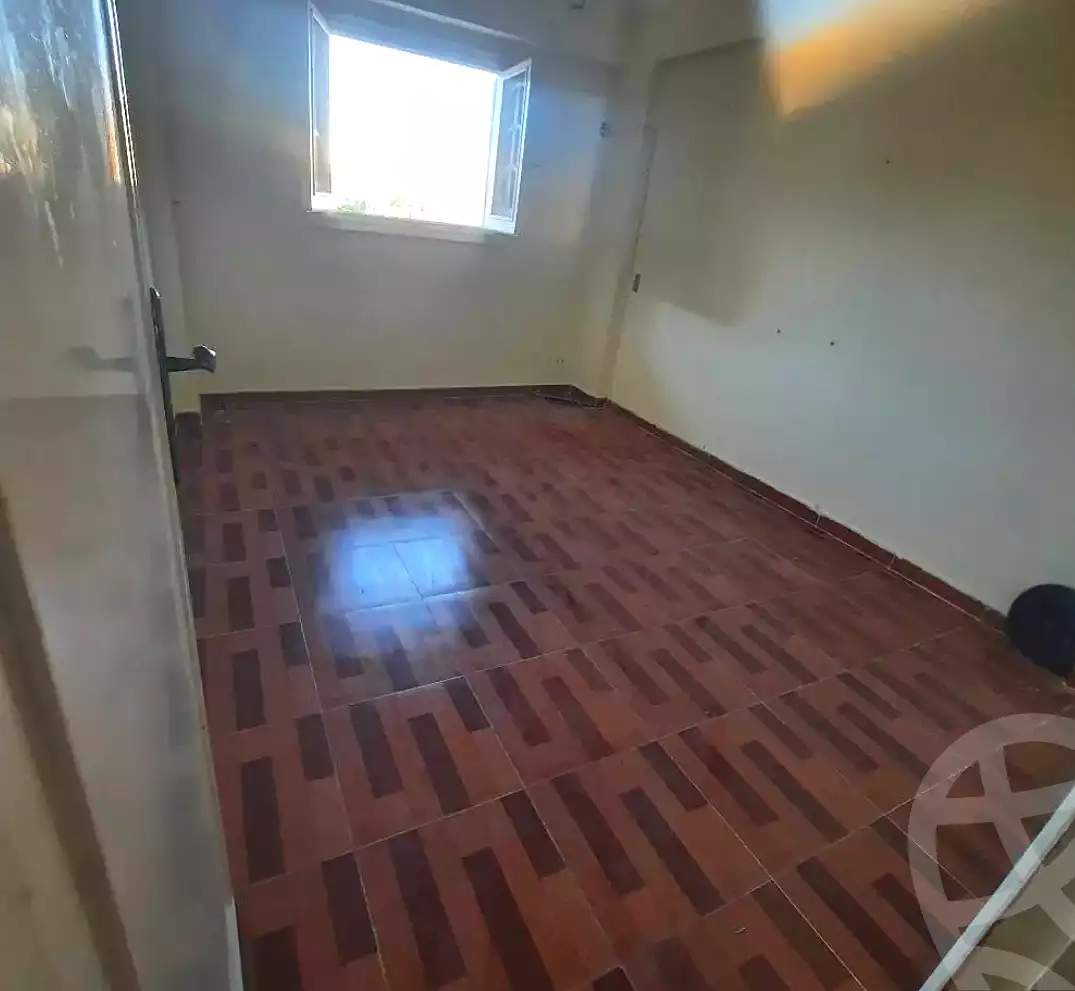 https://aqarmap.com.eg/ar/listing/7228902-for-sale-alexandria-al-agamy-el-hanouvel-al-asdakaa-st
