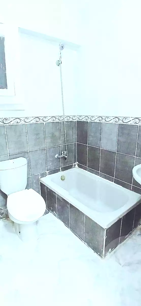 https://aqarmap.com.eg/en/listing/7229028-for-sale-alexandria-al-agamy-shataa-el-nakheel