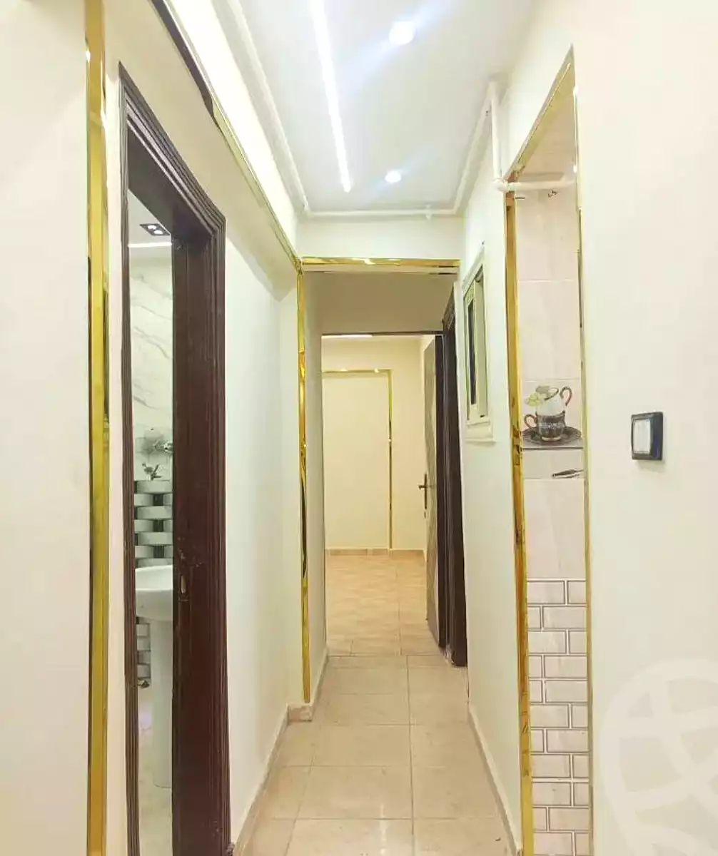 https://aqarmap.com.eg/ar/listing/7229053-for-sale-alexandria-al-agamy-el-hanouvel-radwan-st