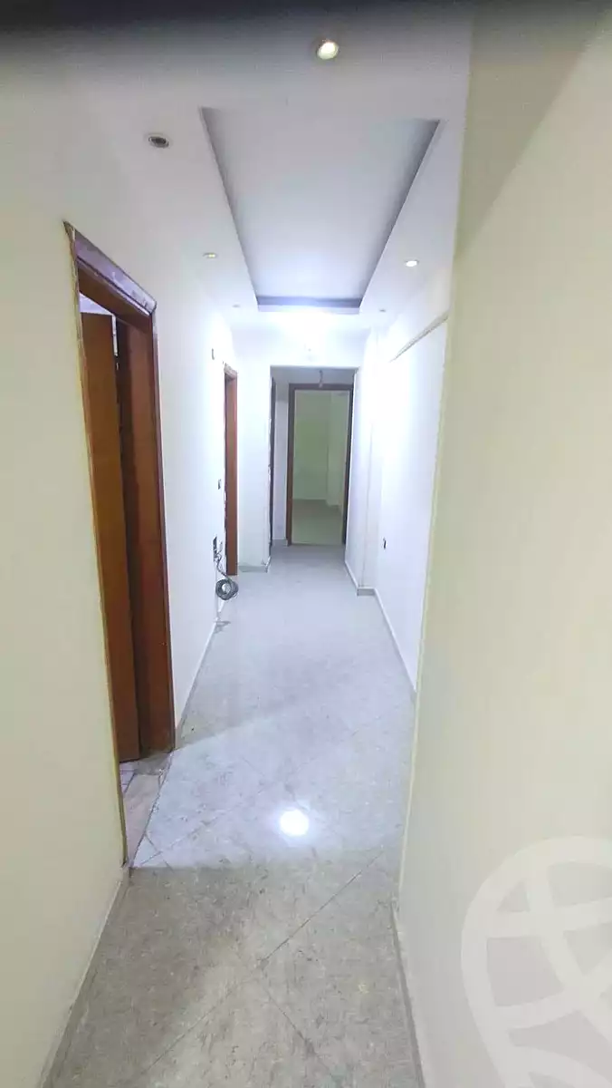 https://aqarmap.com.eg/en/listing/7229158-for-rent-cairo-helwan-helwan-el-sharkeya-el-maraghi-st