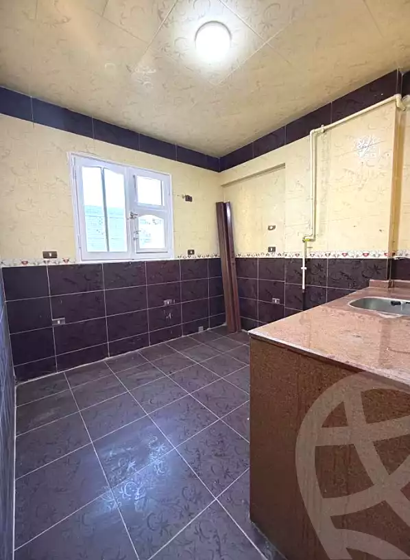 https://aqarmap.com.eg/ar/listing/7229299-for-sale-alexandria-el-asafra-shr-45