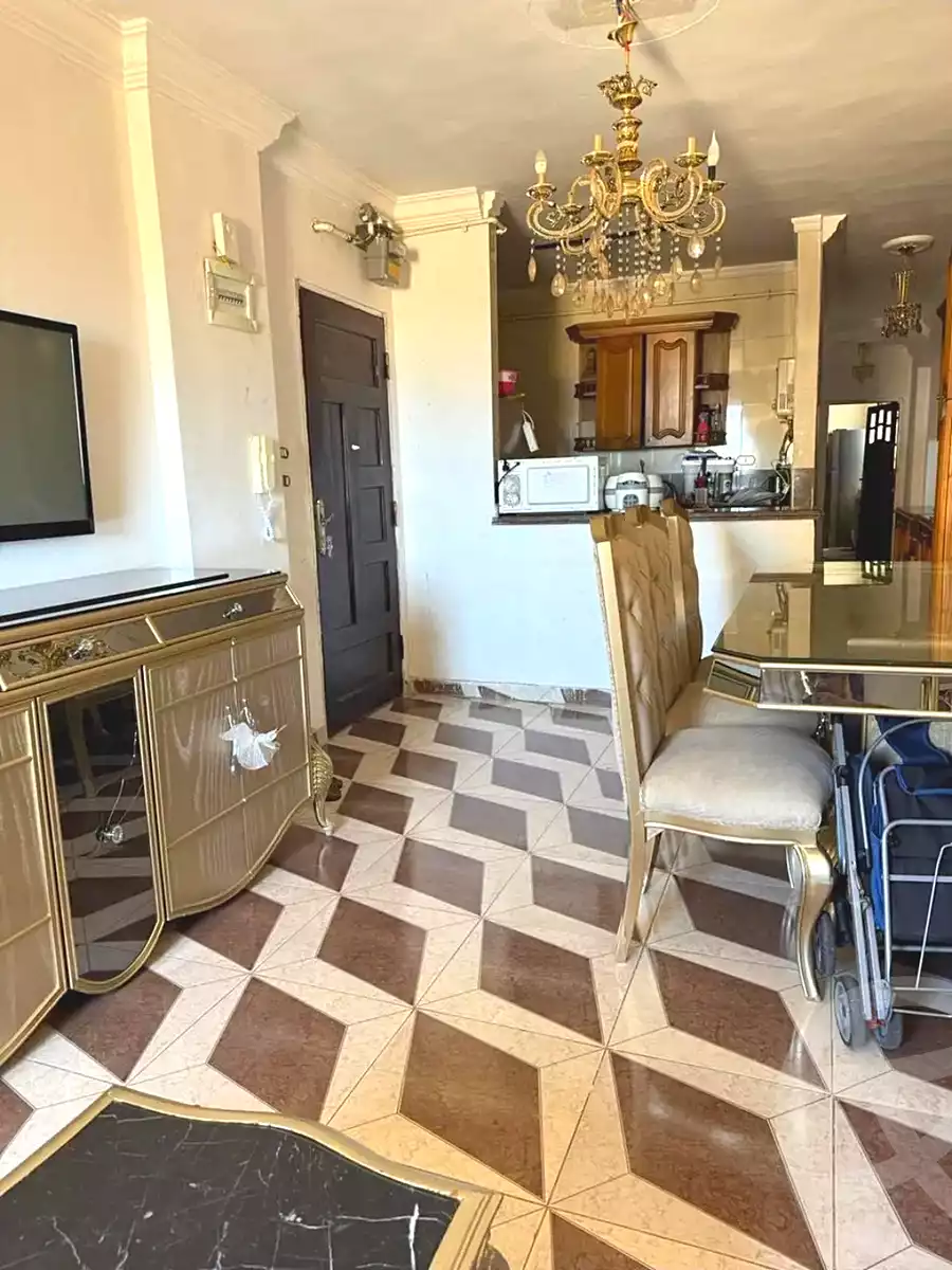https://aqarmap.com.eg/ar/listing/7229396-for-sale-alexandria-el-asafra-shr-45
