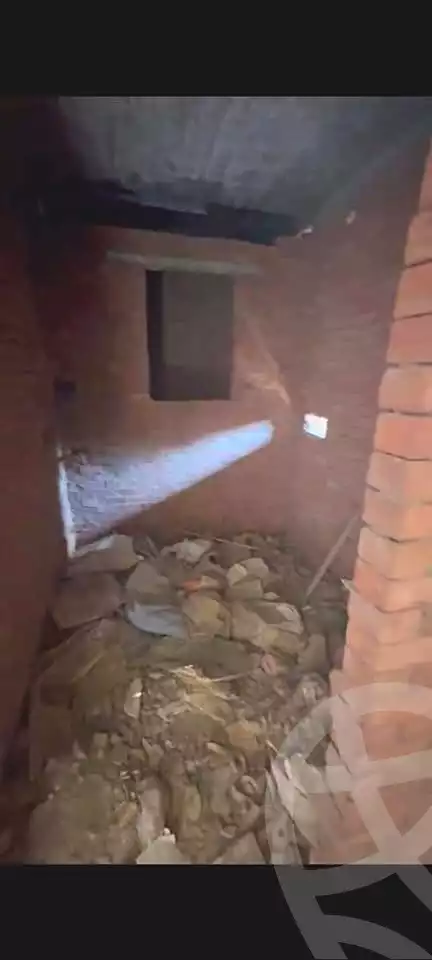 https://aqarmap.com.eg/ar/listing/7229439-for-sale-cairo-helwan-hadayek-helwan-el-eshrein-st