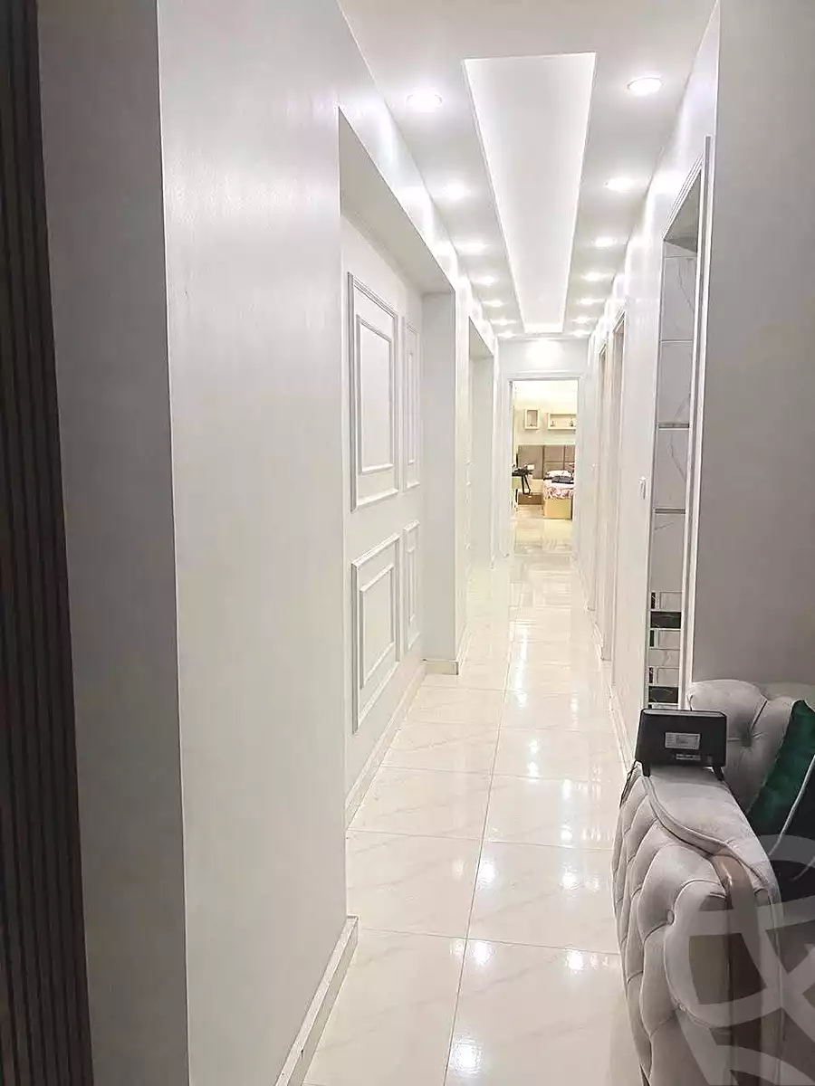 https://aqarmap.com.eg/ar/listing/7229570-for-sale-alexandria-sydy-bshr-sydy-bshr-bhry-el-shaikh-hussein-soliman-18-st