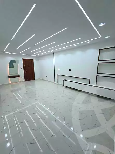 https://aqarmap.com.eg/ar/listing/7229647-for-sale-alexandria-lsywf-el-falki