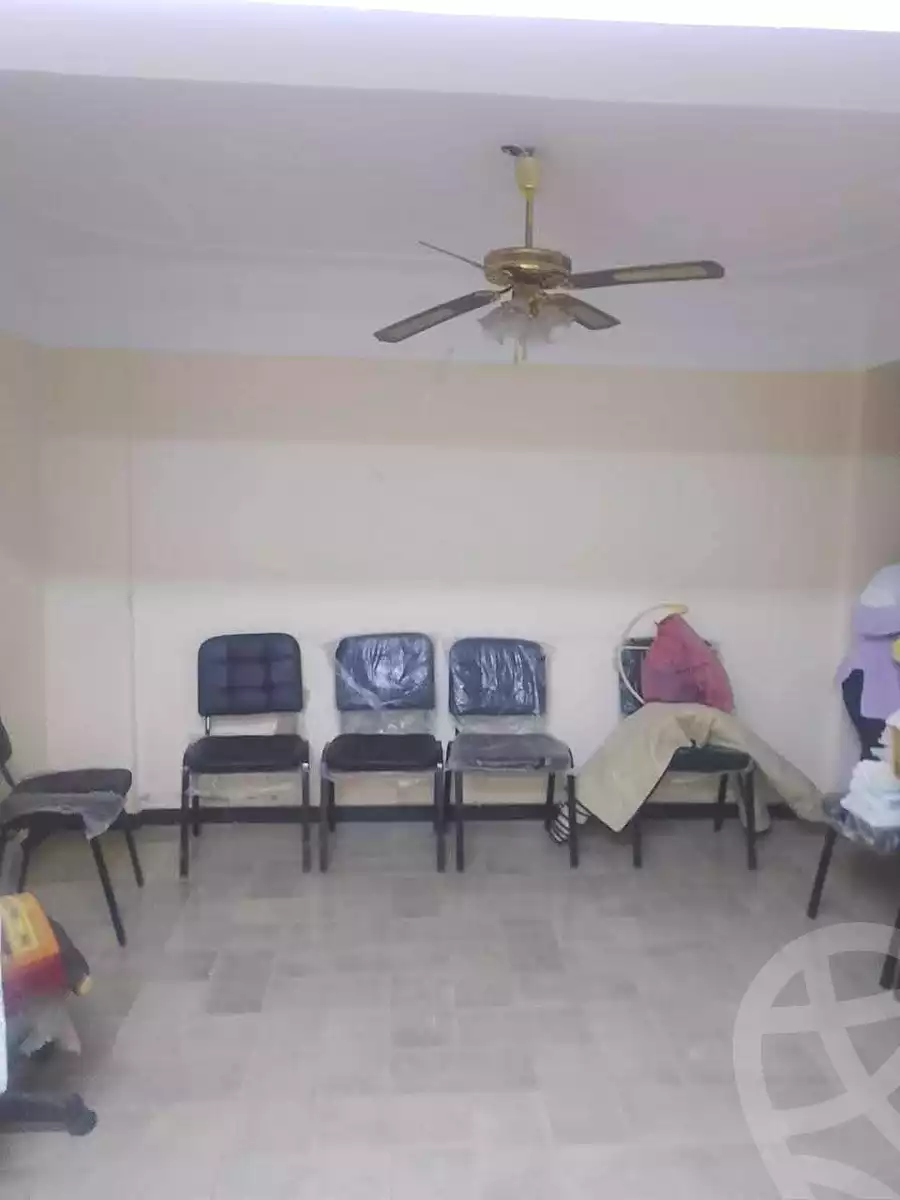 https://aqarmap.com.eg/ar/listing/7229876-for-rent-alexandria-al-agamy-ibrahim-el-aowam-st