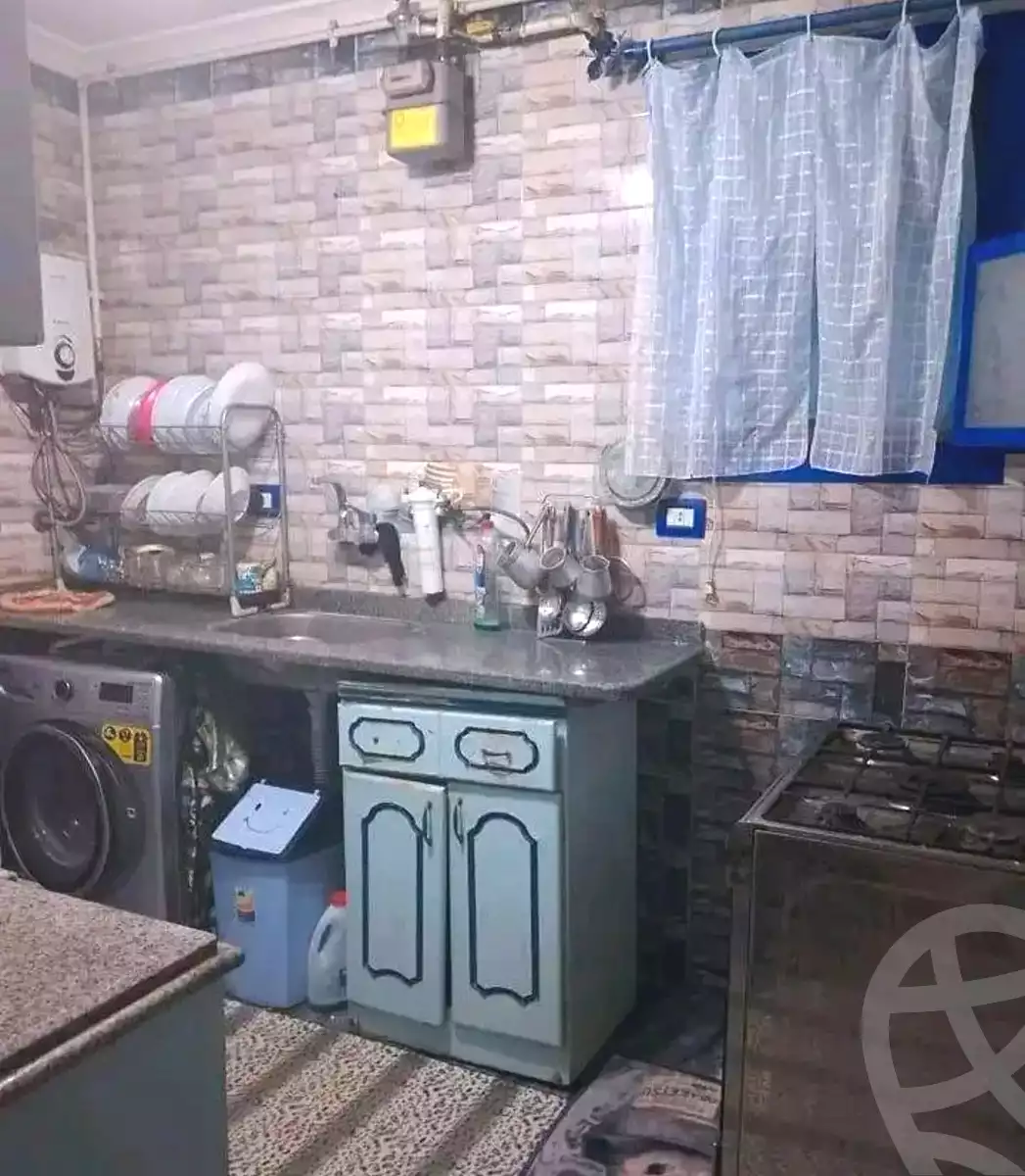 https://aqarmap.com.eg/en/listing/7229940-for-sale-alexandria-el-mandara-alex-el-mandara-bahri-nemat-allah-st