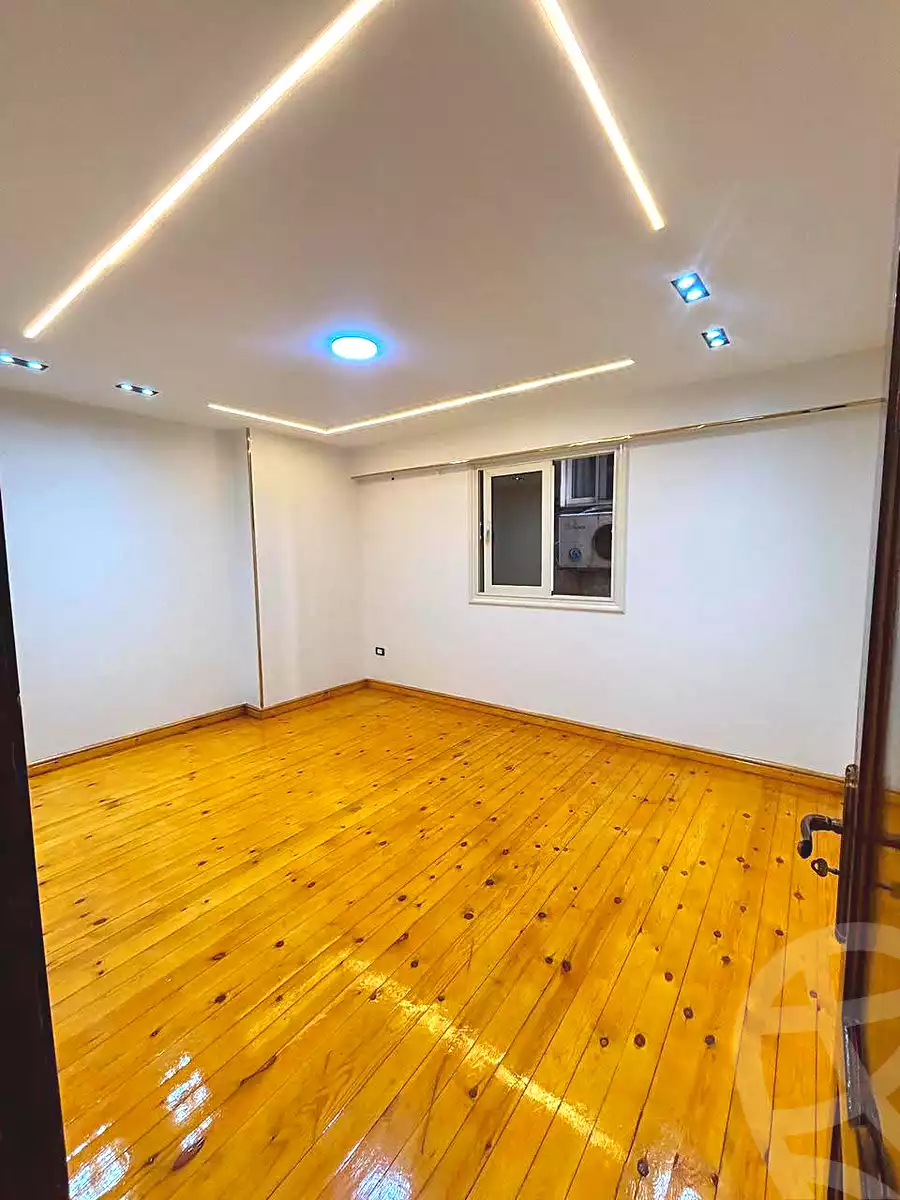 https://aqarmap.com.eg/en/listing/7229734-for-sale-alexandria-sydy-bshr