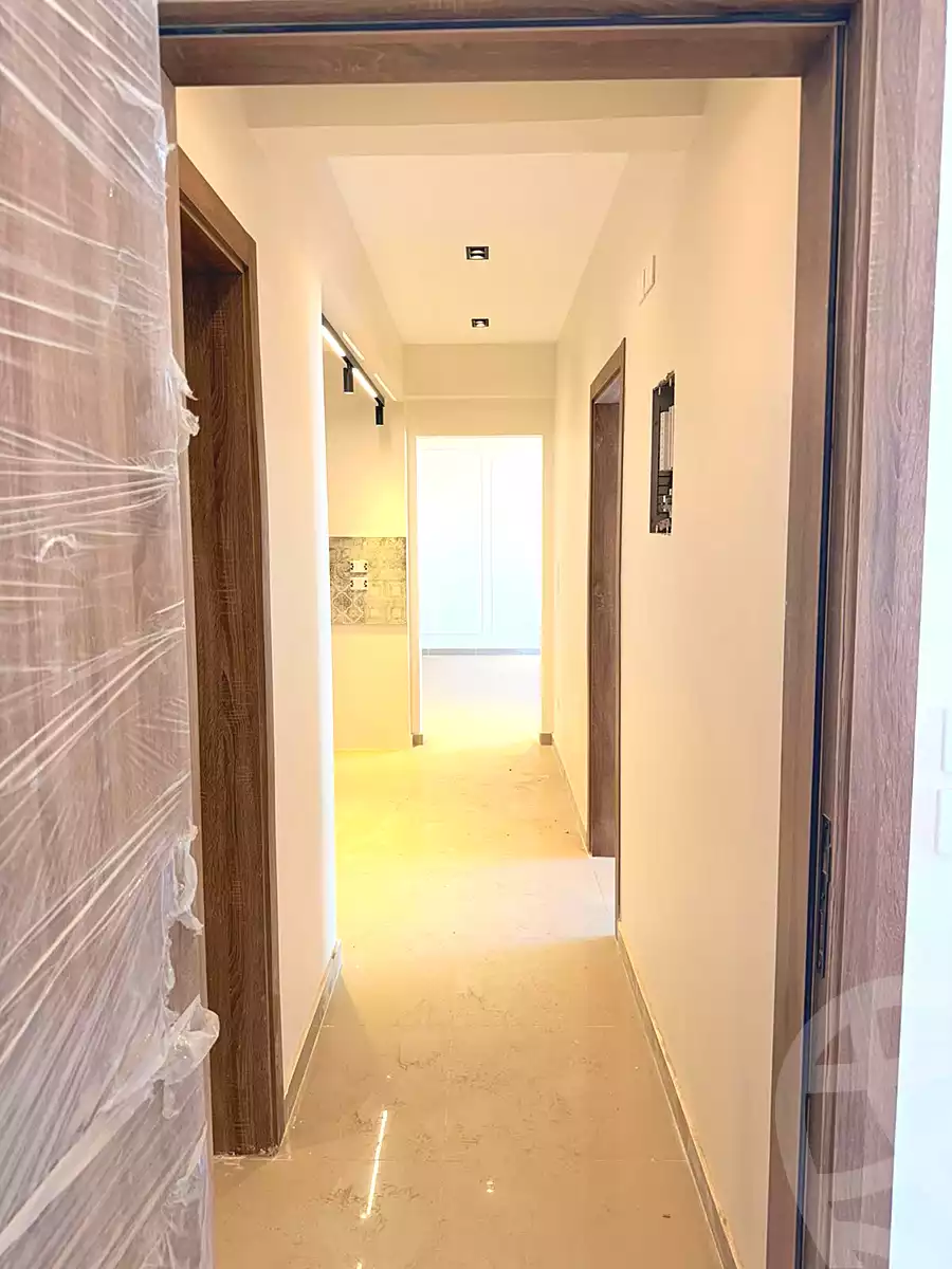 https://aqarmap.com.eg/ar/listing/7230660-for-sale-cairo-new-cairo-compounds-hyde-park-centre-ville-hyde-park