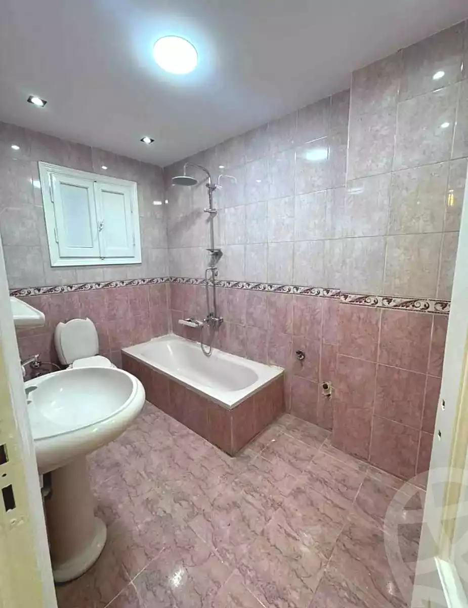 https://aqarmap.com.eg/ar/listing/7229702-for-sale-alexandria-sydy-bshr-sydy-bshr-bhry-shr-mhmwd-l-yswy