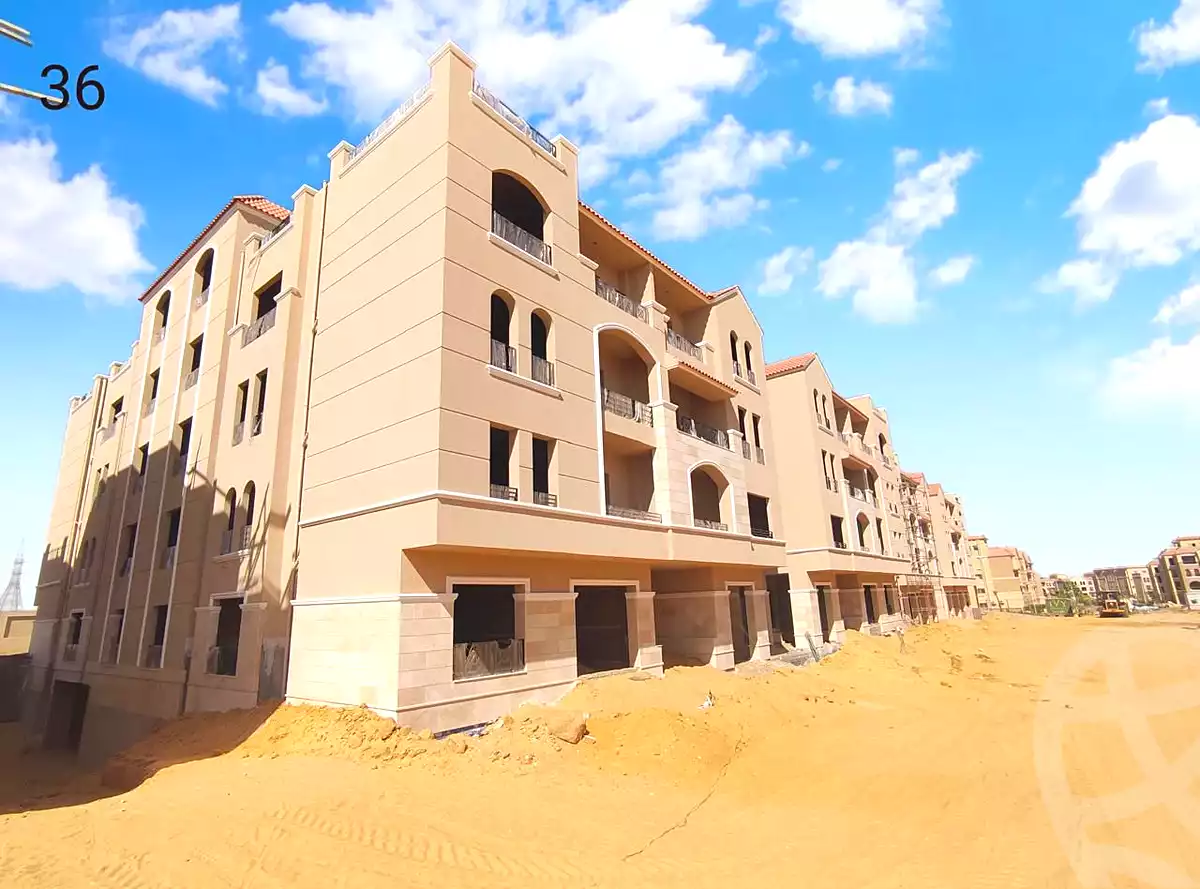 https://aqarmap.com.eg/ar/listing/7231041-for-sale-cairo-el-shorouk-compounds-yfy-ryzydns