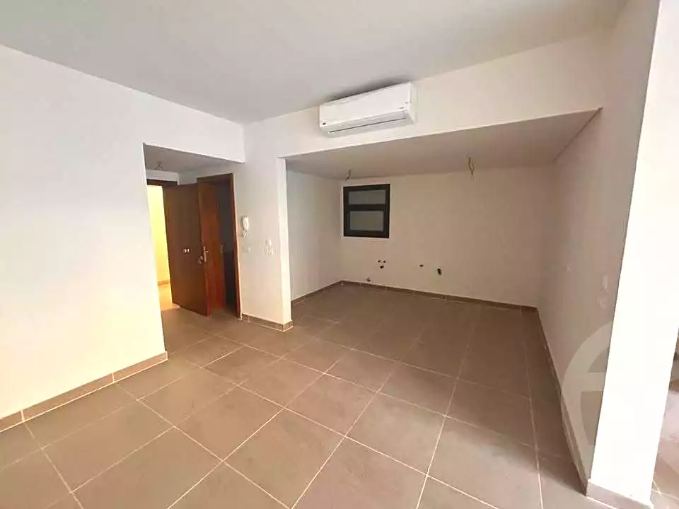 https://aqarmap.com.eg/ar/listing/7231227-for-sale-cairo-el-shorouk-compounds-al-burouj-compound-imkan