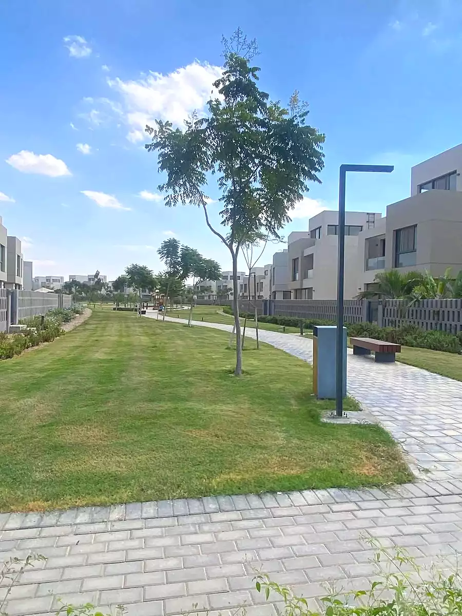 https://aqarmap.com.eg/ar/listing/7231203-for-sale-cairo-el-shorouk-compounds-al-burouj-compound-imkan